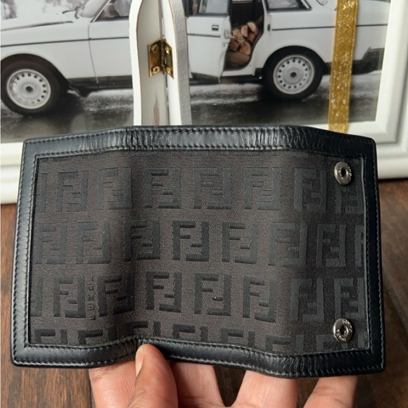 FENDI ZUCCA Key Holder - Picture 5 of 5